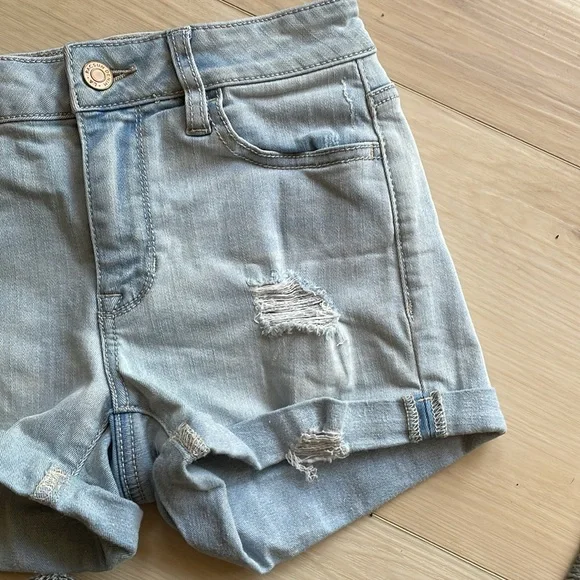 Pacsun super stretch shortie jean shorts. - Picture 4 of 10